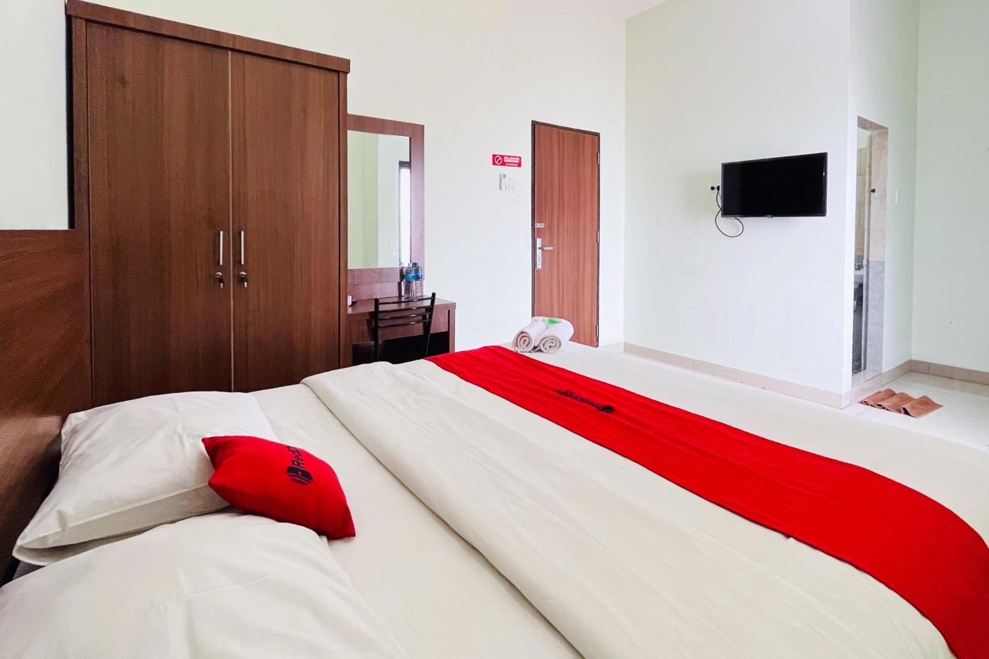 Reddoorz At Teratai Homestay Medan Amplas المظهر الخارجي الصورة